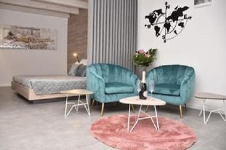 Apartments Hidden Paradise Ровин Екстериор снимка